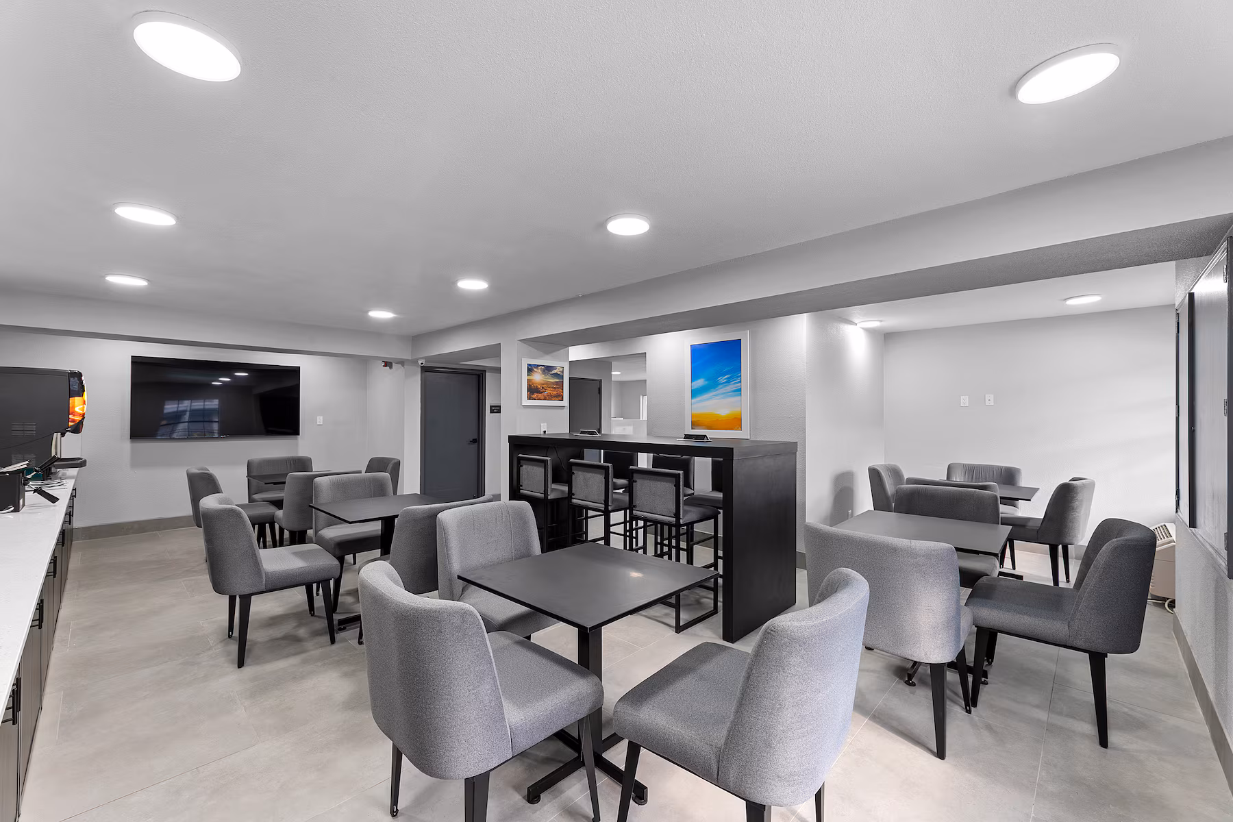 Hotel Amenities Near Lackland AFB