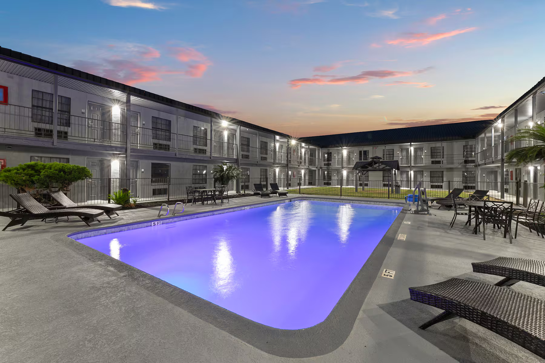 Places to Stay Near Lackland AFB